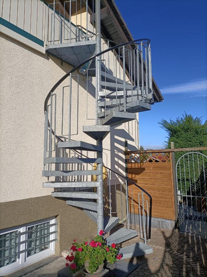 Appartement Haus Heidrun à Dolgesheim Extérieur photo